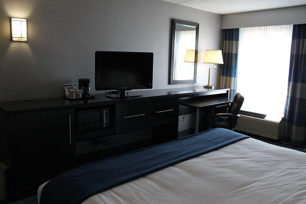 Holiday Inn Express Janesville-I-90 & Us Highway 14 By Ihg Zewnętrze zdjęcie