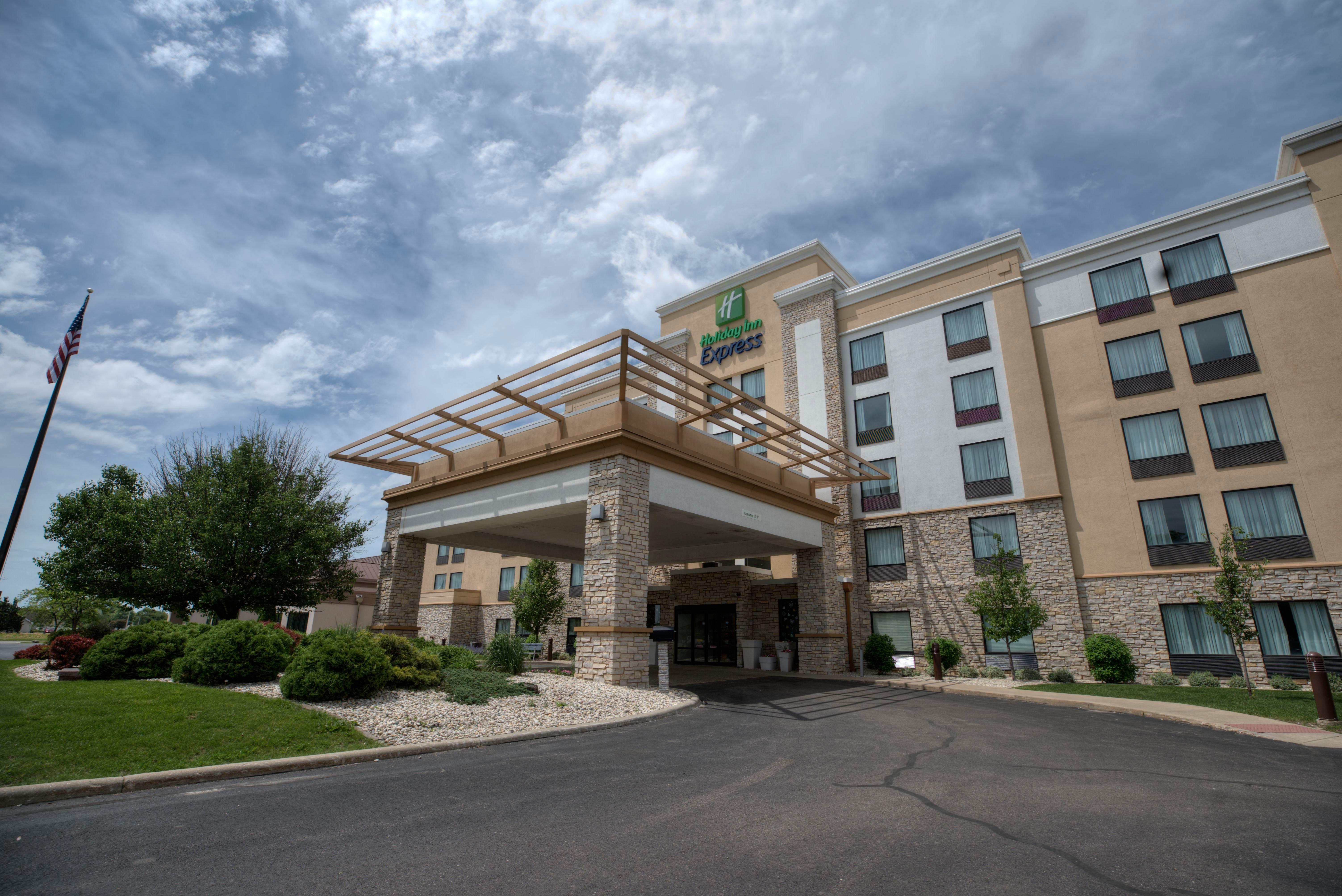 Holiday Inn Express Janesville-I-90 & Us Highway 14 By Ihg Zewnętrze zdjęcie